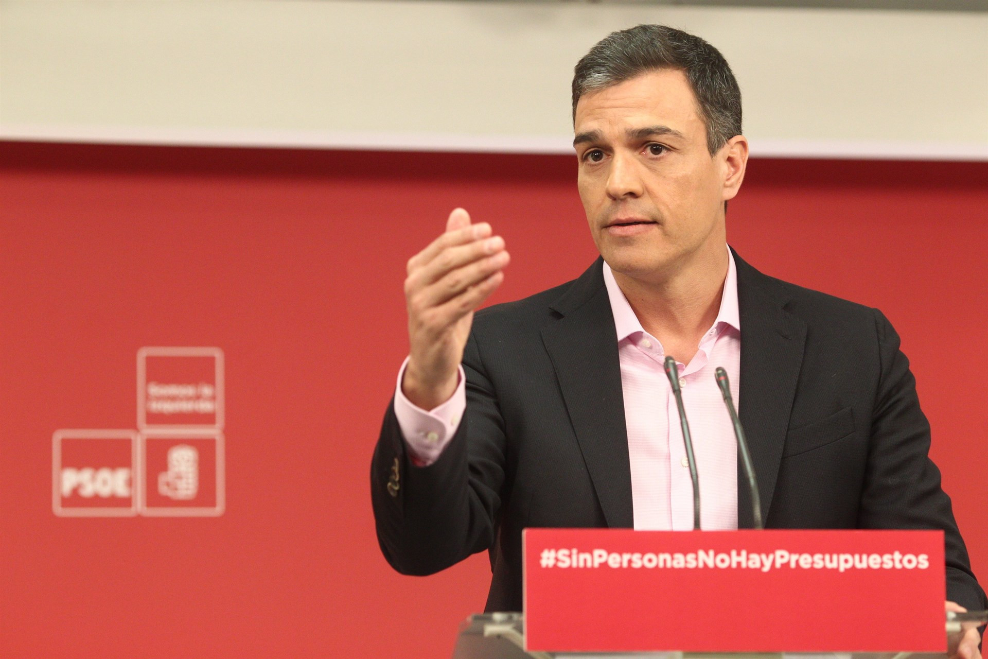 Pedro Sánchez Carga Contra Cifuentes, Puigdemont Y Arrimadas Y Defiende ...