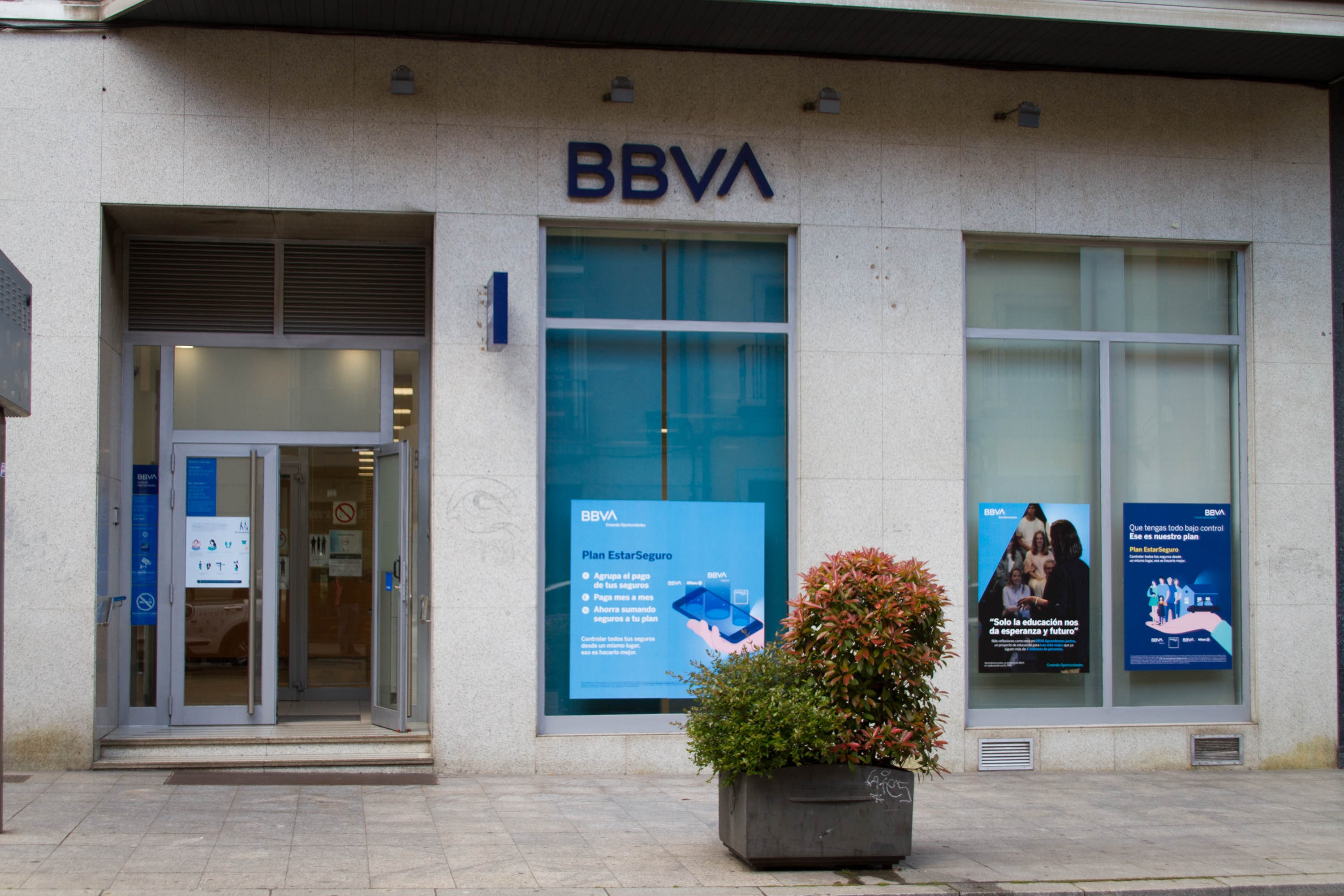 BBVA Cierra Este Domingo 110 Oficinas Y Completa Su Plan Para ...